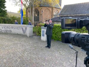 Dodenherdenking bij RTV Lansingerland