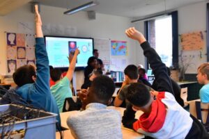 Schrikwekkend: 153 kinderen buiten onderwijs gevallen