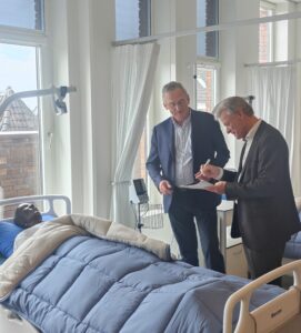 LUMC en mboRijnland tekenen samenwerkingsovereenkomst: bouwen aan zorg van de toekomst