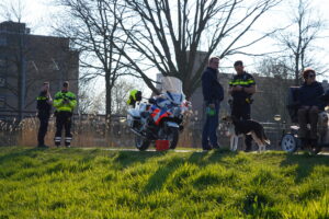 Gewonde man aangetroffen na steekincident op fietspad Van Doornenplantsoen in Zoetermeer