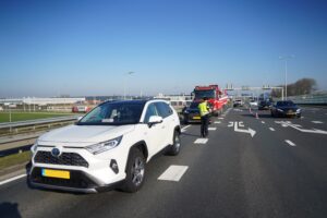 Kop-staart botsing drie voertuigen N209 Bleiswijk