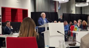 Hilbrand Nawijn neemt nu écht afscheid van de raad