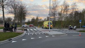 Twee gewonden na aanrijding op fietspad Spruitkoolakker Zoetermeer