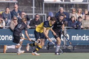 HBR Heren winnen zonder te overtuigen, dames pakken punt in derby