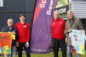 mboRijnland-studenten helpen kinderen met een beperking aan meer sportkansen
