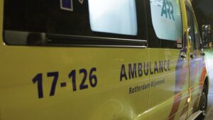 Parachutist (22) uit Bergschenhoek overleden kort na landing, politie doet onderzoek