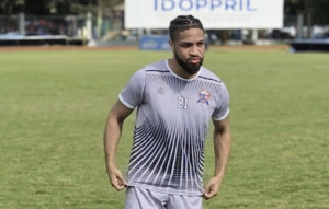 Elmer Jefta de Vries blinkt uit in interlands voor Sint Maarten