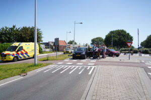 Gewonde na kop-staart botsing Klapwijkseweg in Berkel en Rodenrijs
