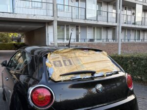 Onderzoek naar vernieling van personenauto