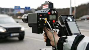 Flitsmarathon van start: extra snelheidscontroles in heel Europa