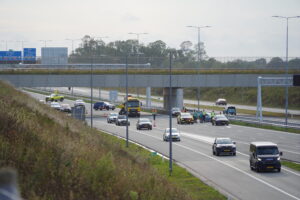 Twee auto’s zwaar beschadigd bij botsing op A16 thv Bergschenhoek